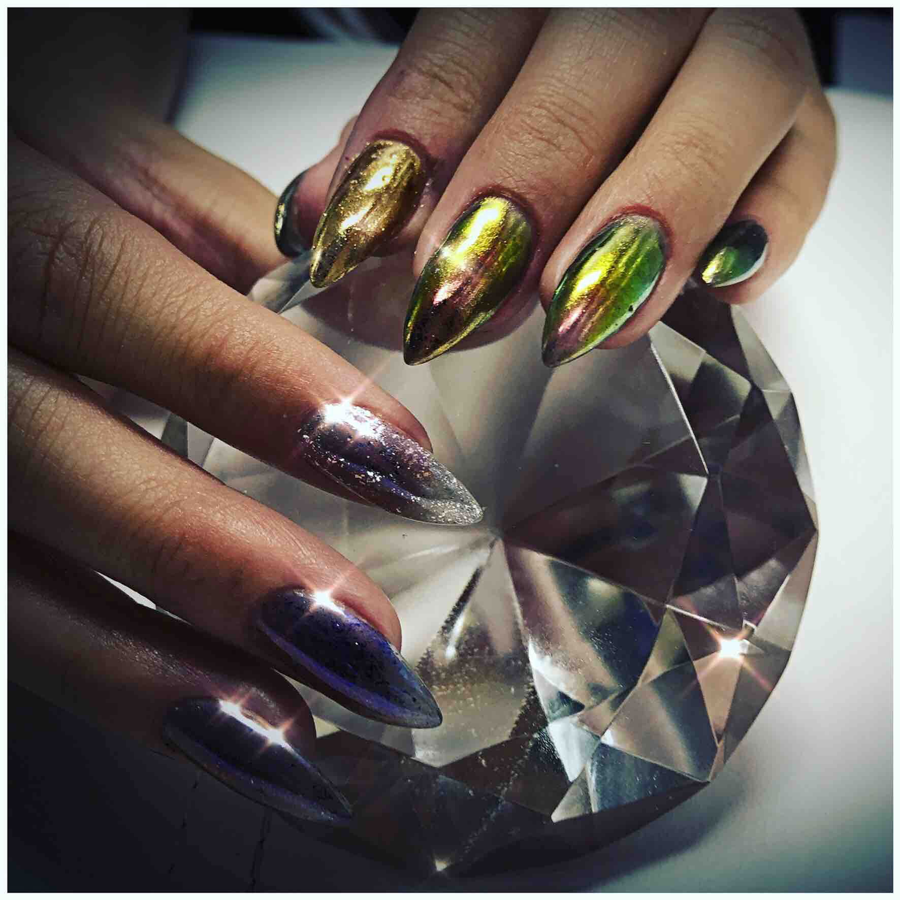 holographic-nails.jpg